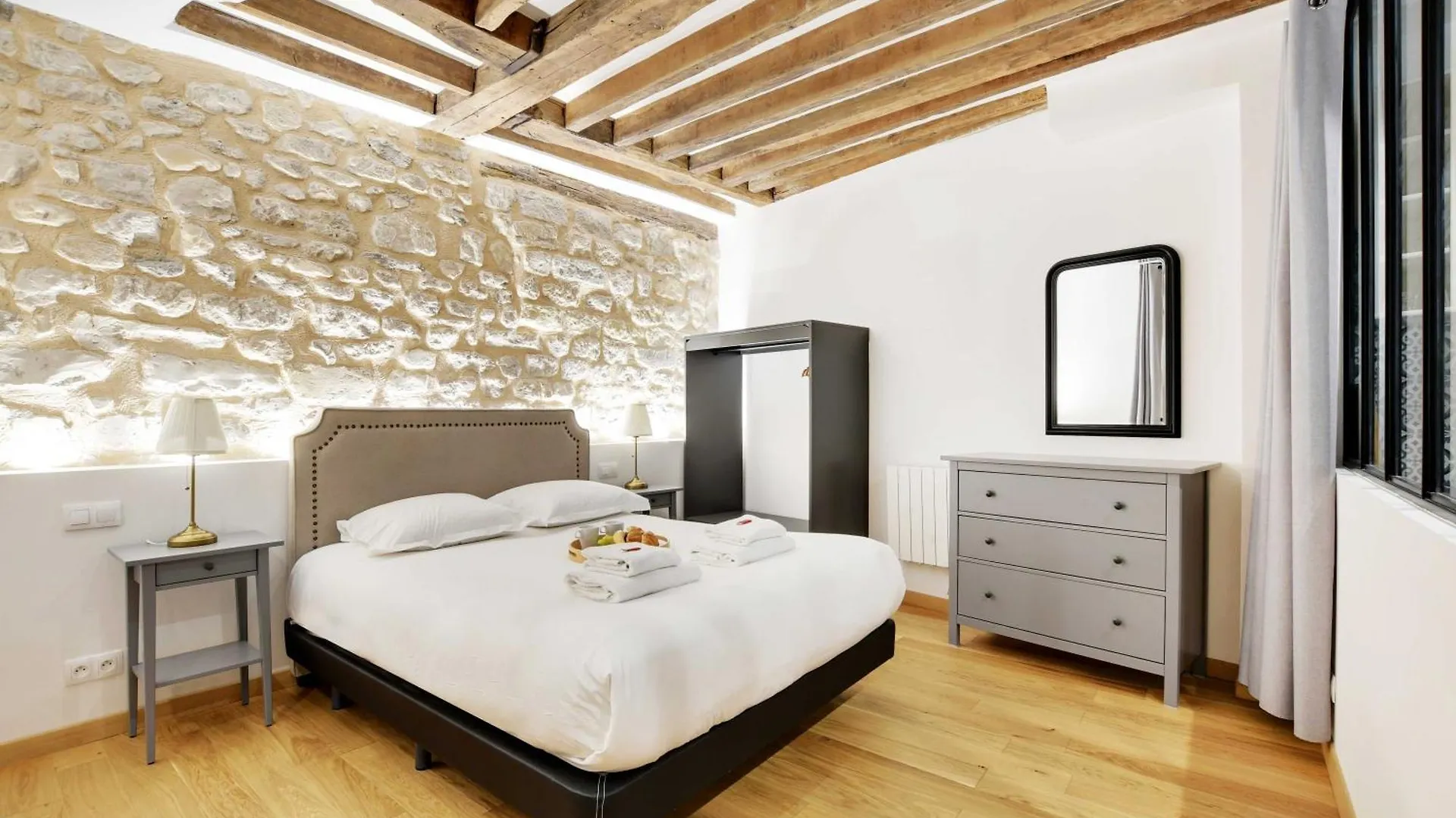 Appartement Chic Au Coeur Du 9Eme 2 Chambres 6P 巴黎 法国